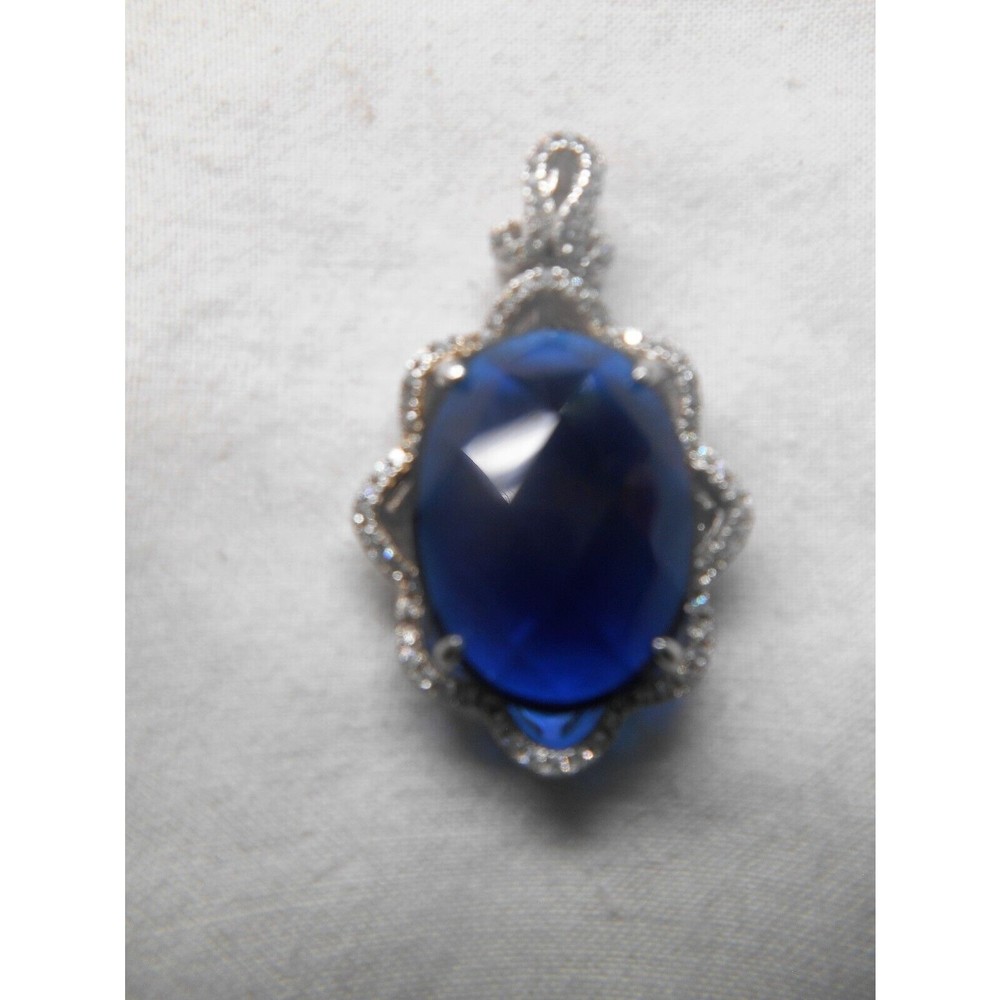 Blue Sapphire Quartz with White Topaz 925 Sterling Silver Pendant